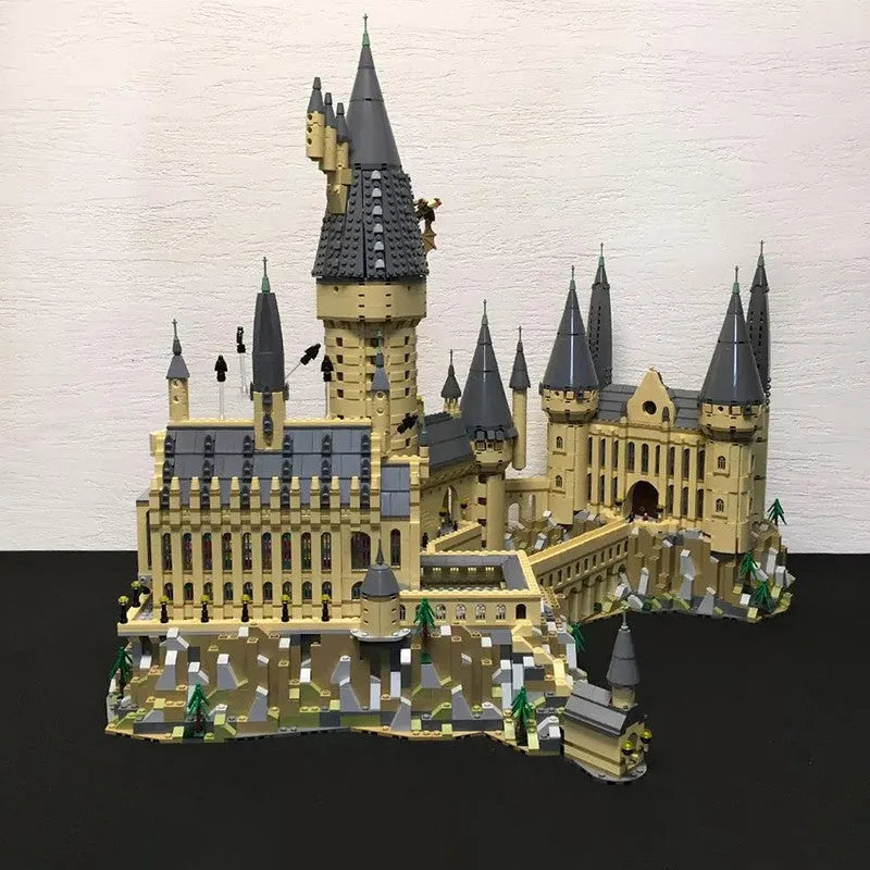 Building Blocks MOC Expert Harry Potter Movie Hogwarts Castle Bricks Toys EU Construction Set Toys - 1