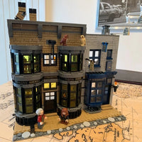 Thumbnail for Building Blocks Expert Movie MOC Harry Potter Diagon Alley Bricks Toy Construction Set Toys - 10