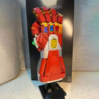 Thumbnail for Building Blocks Super Hero MOC 66018 Marvel Iron Man Nano Gauntlet Bricks Toy Construction Set Toys - 3