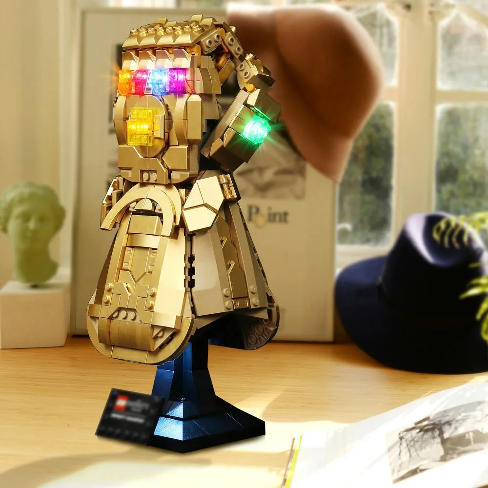 Thanos Led Gant Infinity Gauntlet Action Figure Cosplay Avengers